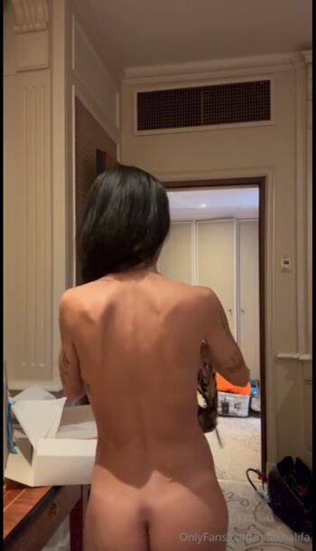 Full leaked Mia khalifa private onlyfans photo