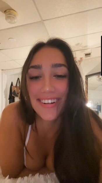 Full leaked Mia prasad private onlyfans photo