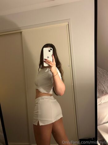 Full leaked Mia tayla private onlyfans photo