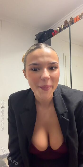Full leaked Michakgu private onlyfans photo