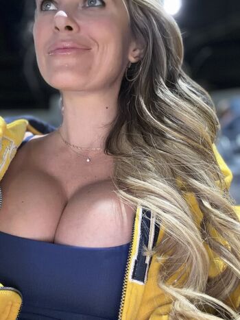 Full leaked Michellek private onlyfans photo