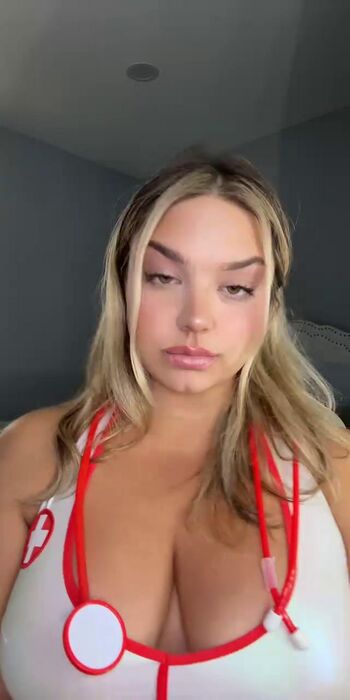 Full leaked Michhelleex private onlyfans photo