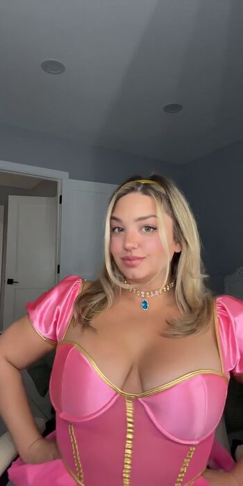 Full leaked Michhelleex private onlyfans photo