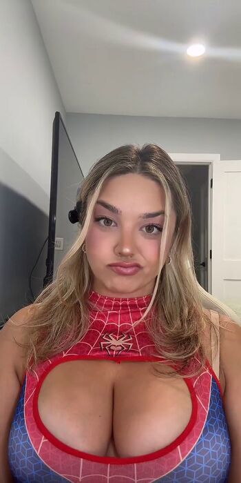 Full leaked Michhelleex private onlyfans photo