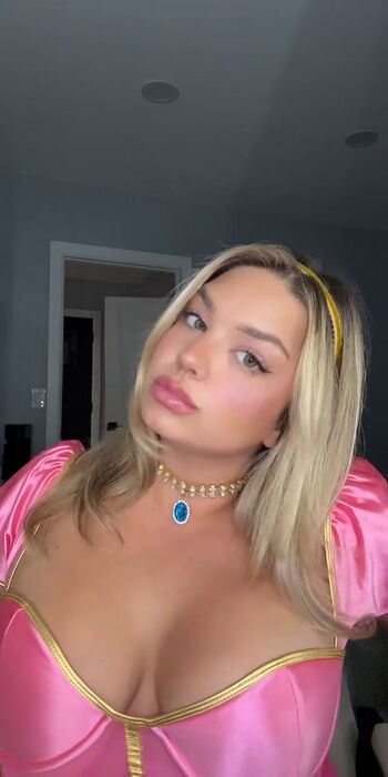 Full leaked Michhelleex private onlyfans photo