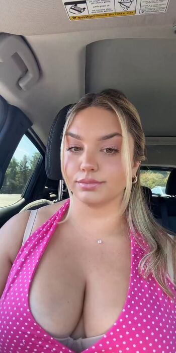 Full leaked Michhelleex private onlyfans photo