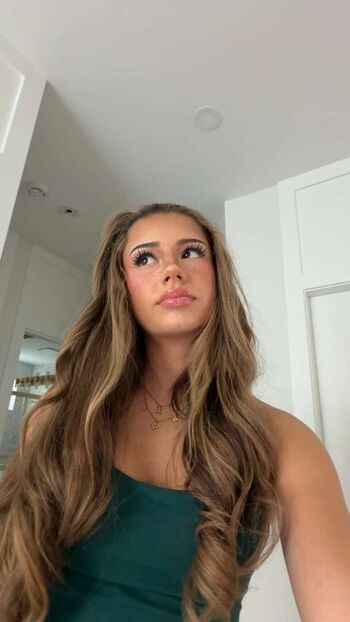 Mikayla Campinos