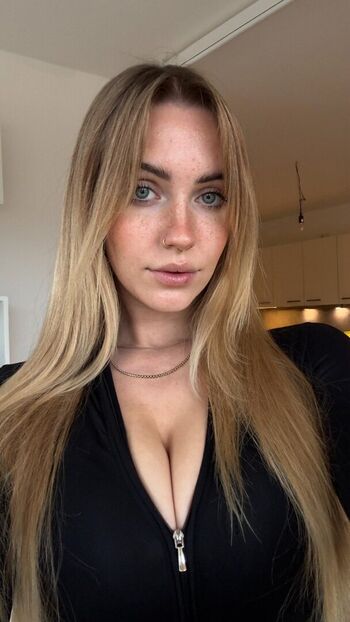 Full leaked Milakleinx private onlyfans photo