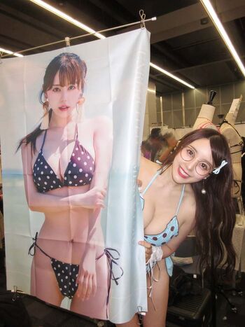 mina_pochico
