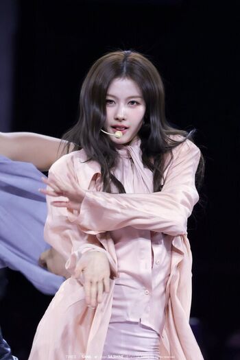 Minatozaki Sana
