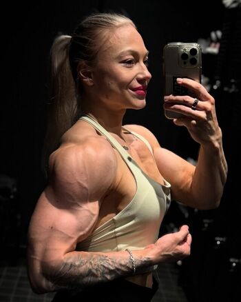 Full leaked Mira roukala private onlyfans photo