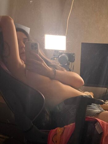 Full leaked Mirkotiki  page private onlyfans photo