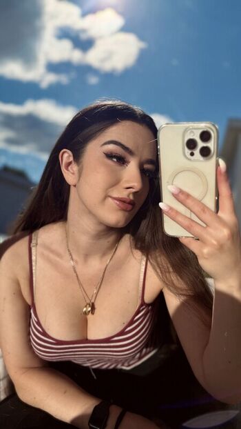Full leaked Miss mikkaa private onlyfans photo