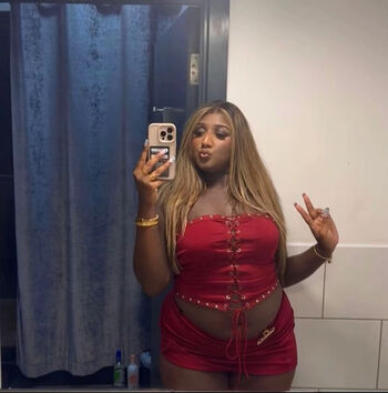 Miss Viv