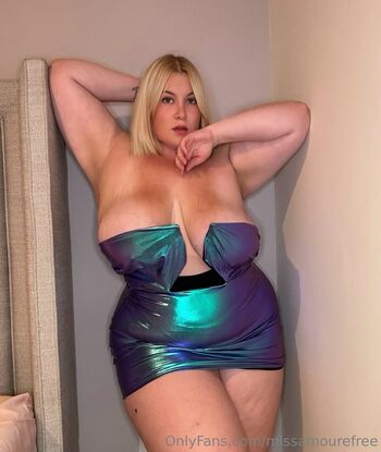 Full leaked Missamourefree private onlyfans photo