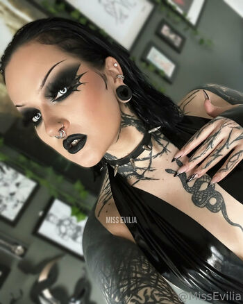 Full leaked Misseviliafree private onlyfans photo