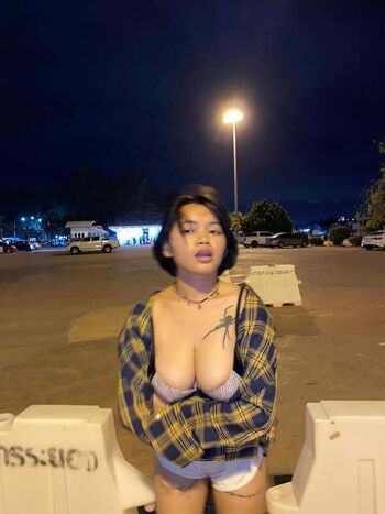 Full leaked Mncs mumi private onlyfans photo