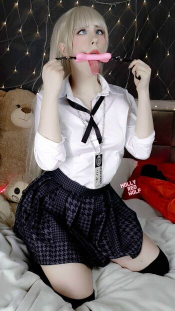 MollyRedWolf