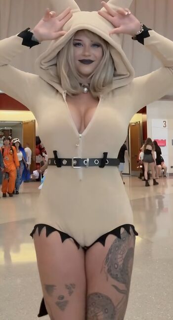 Full leaked Mommychungrycosplays private onlyfans photo