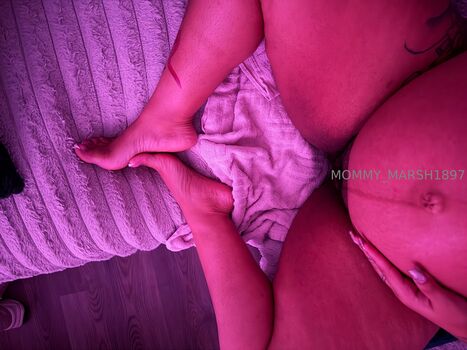 Full leaked Mommymarshmallow private onlyfans photo