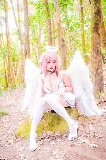 Full leaked Momocat w page private onlyfans photo