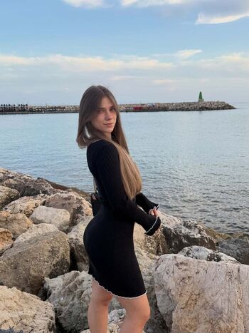 Full leaked Ms selinka  page private onlyfans photo
