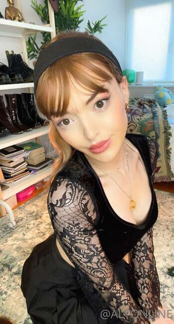 mswinnieblaire
