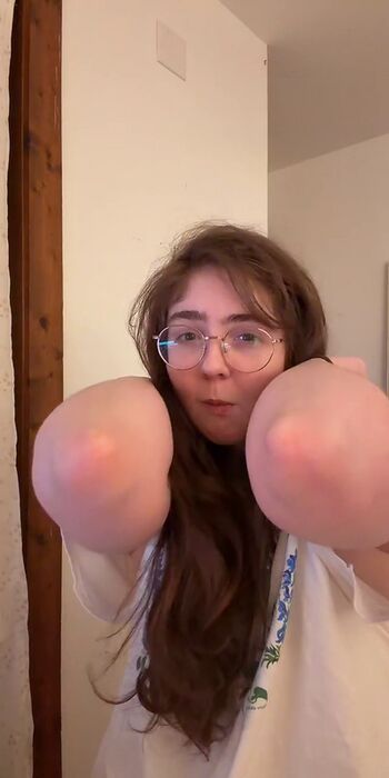 Full leaked Muffinsmuffins private onlyfans photo