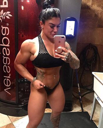 Muscle Bombshell
