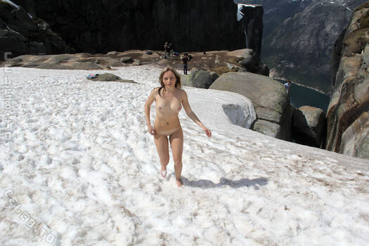 Nackt In Russland