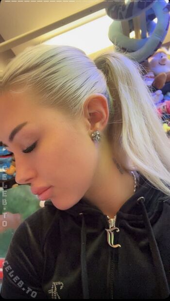 Full leaked Nadia offenbach private onlyfans photo