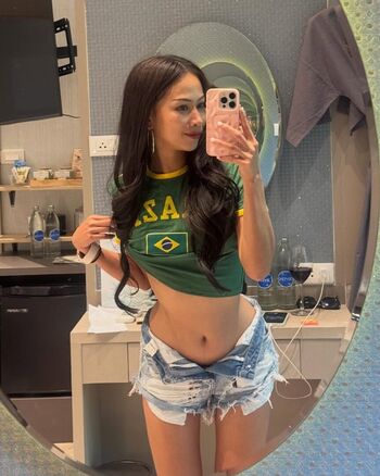 Nana_thai