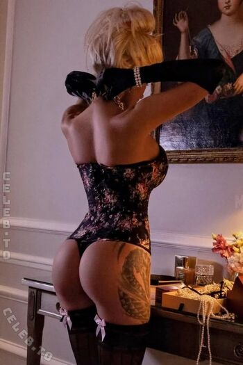 Full leaked Nata lee page private onlyfans photo