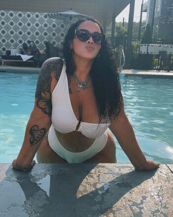 Full leaked Neeyce private onlyfans photo