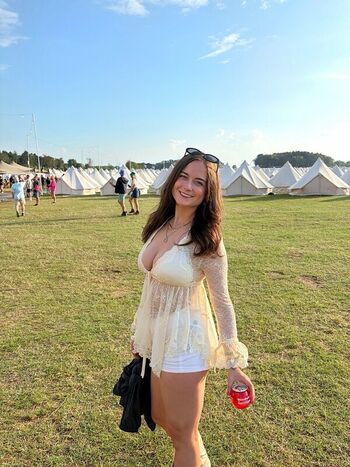 Full leaked Niamh cryan page private onlyfans photo
