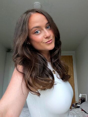 Full leaked Niamh cryan page private onlyfans photo