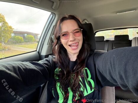 Full leaked Nichameleon private onlyfans photo