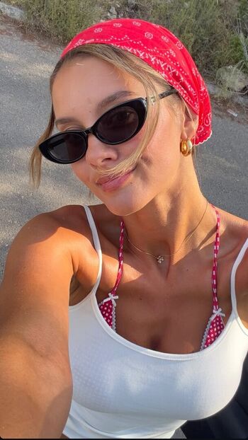 Full leaked Nicola cavanis page private onlyfans photo
