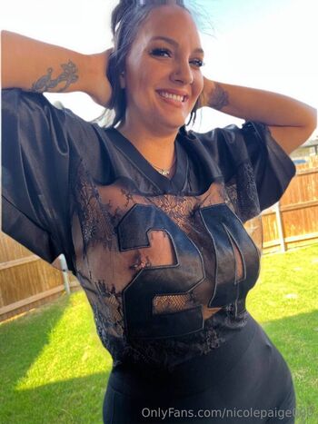 Full leaked Nicolepaige private onlyfans photo