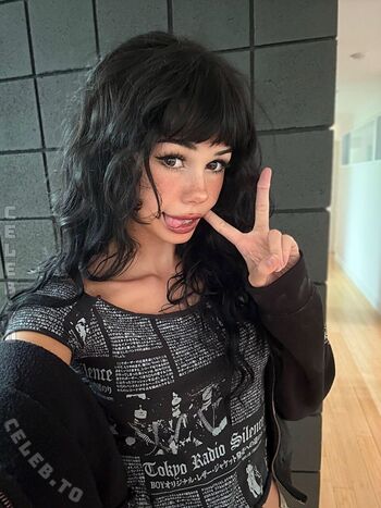Nikki Barlowe