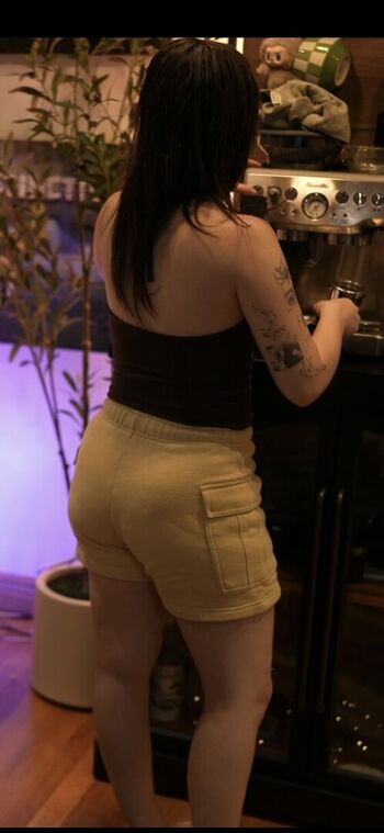 nikkijustine