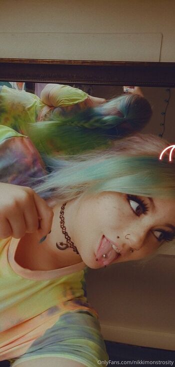 Full leaked Nikkimonstrosity private onlyfans photo