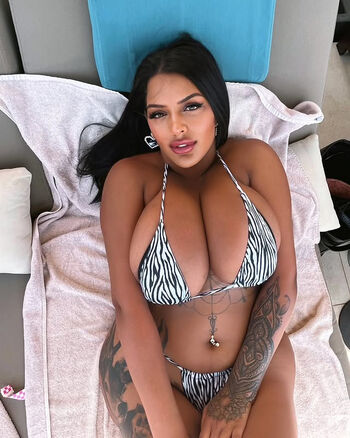Full leaked Nivien kharbeiti page private onlyfans photo