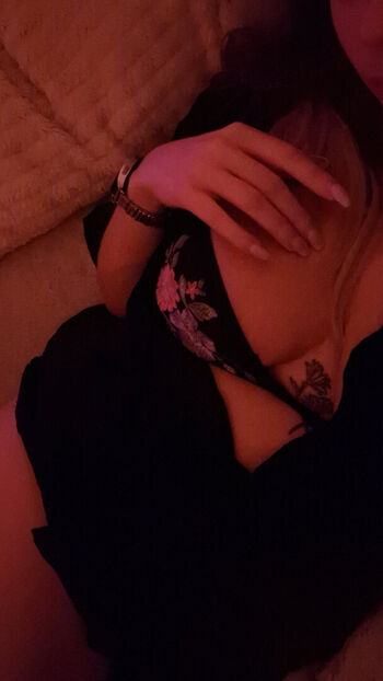 Full leaked Norwegian girls private onlyfans photo