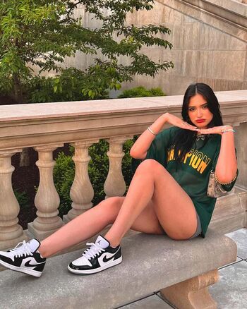 Full leaked Nuvpreetkaur private onlyfans photo