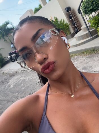 Full leaked Okyyoliviaa private onlyfans photo