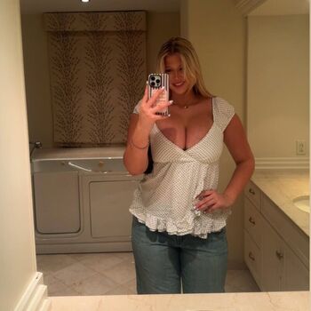 Full leaked Olivia kuehner private onlyfans photo