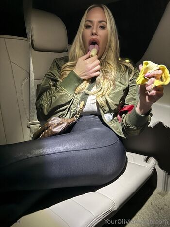 Full leaked Oliviaaustinxxx page private onlyfans photo