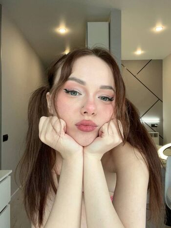 Full leaked Olivkavif private onlyfans photo