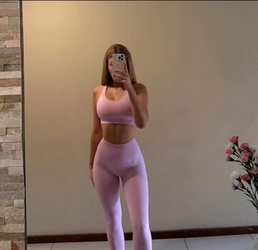 Full leaked Oliwia petryna private onlyfans photo